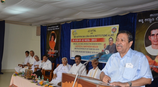 Yettinahole Project- a vote bank gimmick, says Justice Santosh Hegde